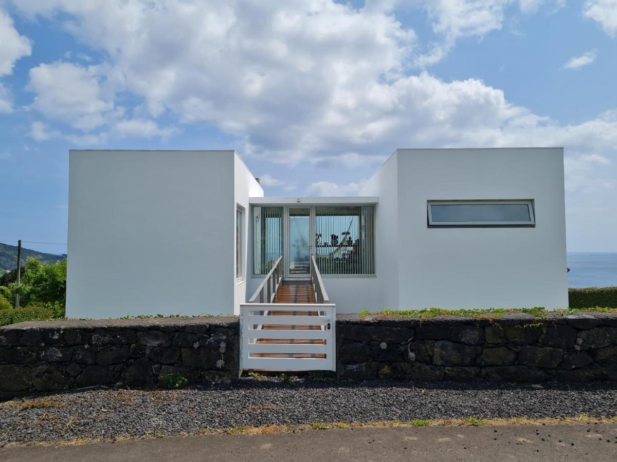 Casa Da Ribeira Bed & Breakfast Lajes do Pico Exterior photo